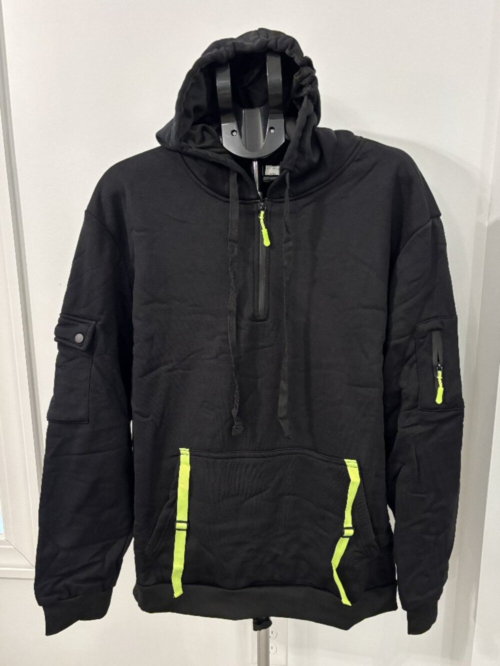 Men's Black hoodie sweatshirt with additional sleeve pocket XXL New